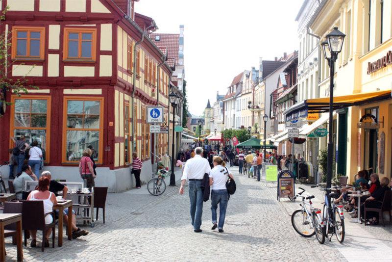 Ferienhaus Waren See 7101 エクステリア 写真